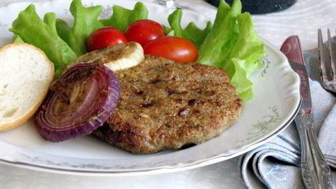 гамбургеры дижон с запеченным луком