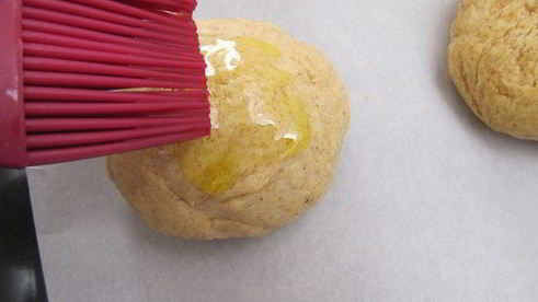 гамбургеры овощные из нутовых булочек