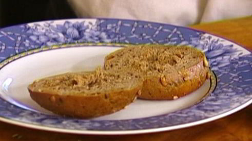 бутерброд с ветчиной, сыром и грушей