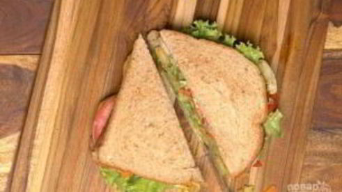 бутерброды на шпажках