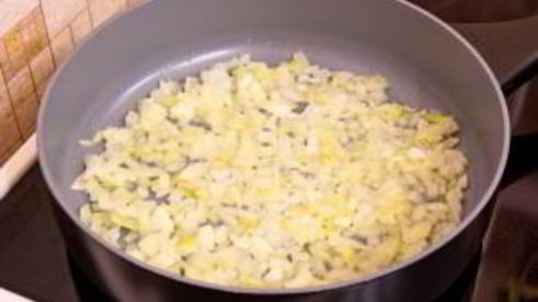 бутерброды с паштетом из куриной печени