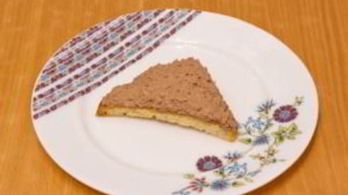 бутерброды с паштетом из куриной печени