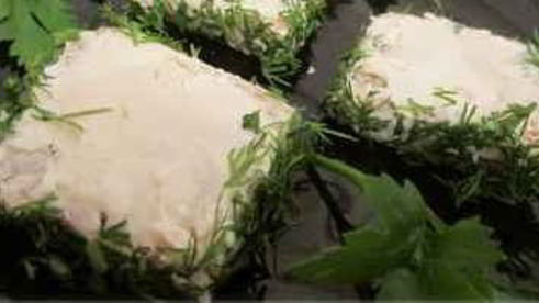 бутерброды в виде божьей коровки