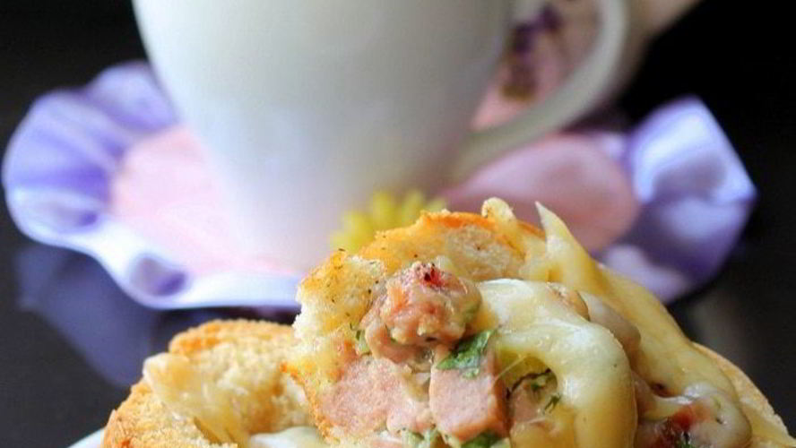 Рецепт горячих бутербродов к завтраку