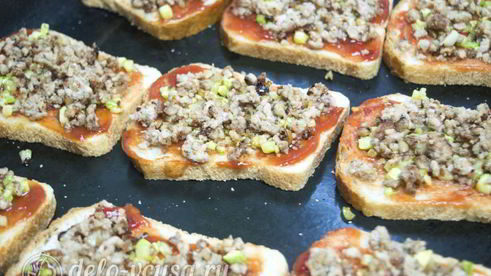 горячие бутерброды с фаршем