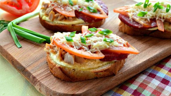 Рецепт Горячих бутербродов с кальмарами