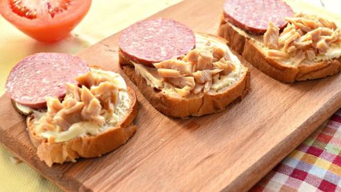 горячие бутерброды с кальмарами