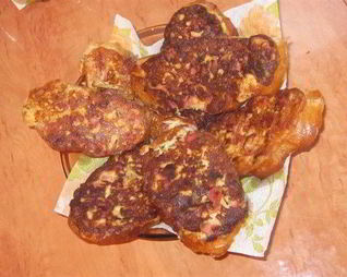 Горячие бутерброды с колбасным сыром