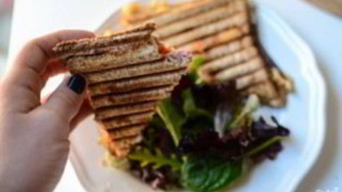 тосты в бутерброднице