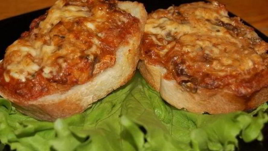 Рецепт вкусных горячих бутербродов с куриным филе