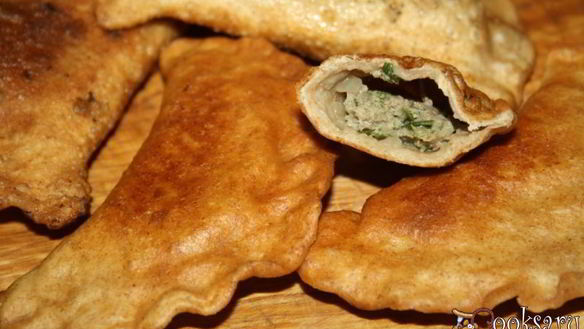 Рецепт Цельнозерновых чебуреков с начинкой из говядины и шампиньонов