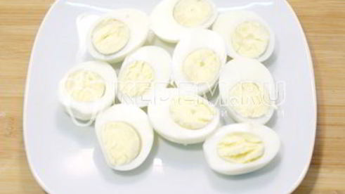 яйца фаршированные икрой