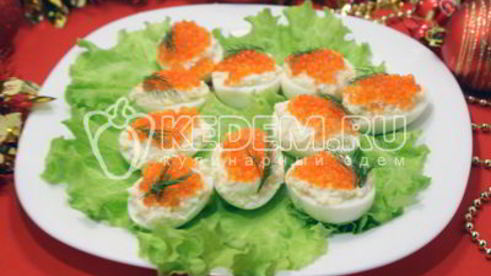 яйца фаршированные икрой