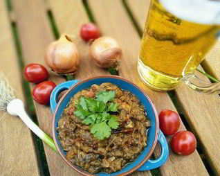 Байнган бхарта — баклажанная икра по-индийски