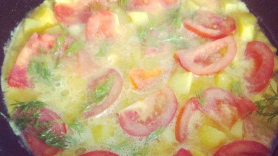 Рецепт испанской тортильи с картошкой и помидорами