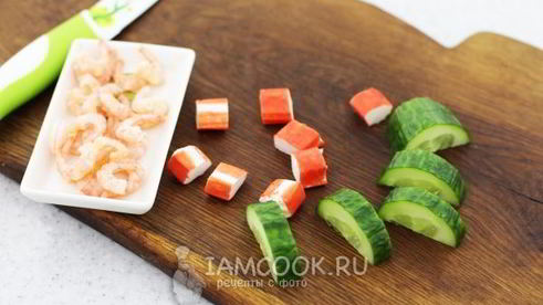 канапе с креветками