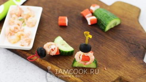 канапе с креветками