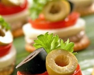 Канапе с паштетом