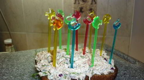 закуска рыбные канапешки