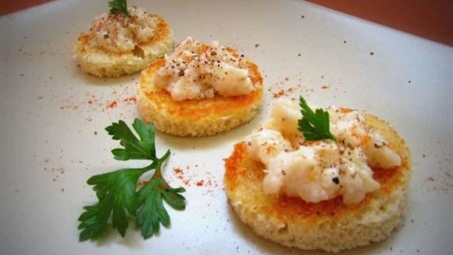 Рецепт закусочных канапе по мотивам украинской кухни