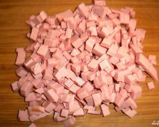 Колбаса молочная