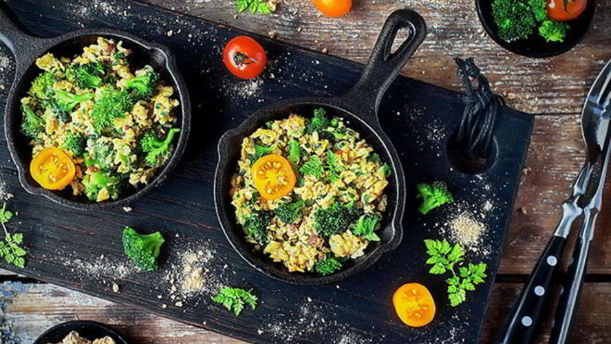 Рецепт омлета с брокколи и шнитт-луком