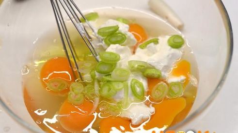 омлет с брокколи