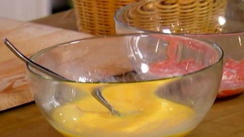 омлет с форелью и укропом