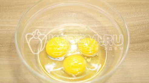 омлет с колбасой и кукурузой бонди