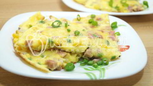 омлет с колбасой и кукурузой бонди