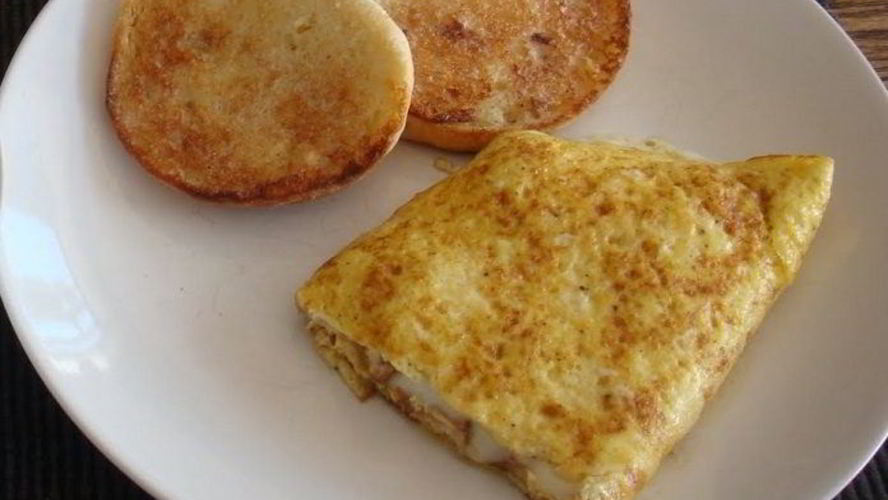 Рецепт омлета с куриным филе