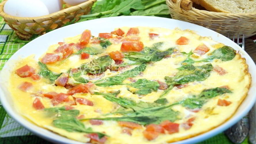 Рецепт омлета с помидорами и рукколой алонзо