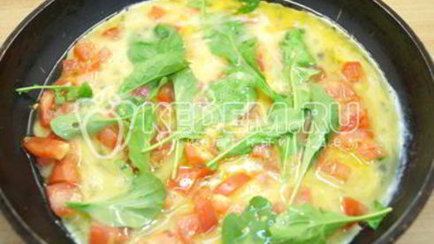 омлет с помидорами и рукколой алонзо