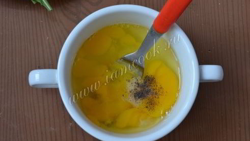 омлет с рукколой и овсяными хлопьями