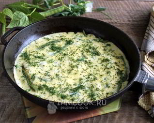 Омлет с зеленым горошком и стручковой фасолью