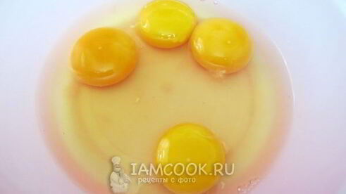 омлет в мешочке с молоком