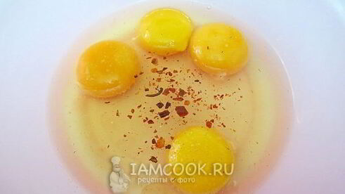 омлет в мешочке с молоком