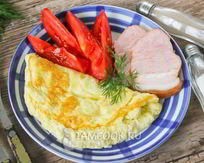 Омлет на сковороде