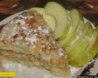 Сладкий омлет с фруктами