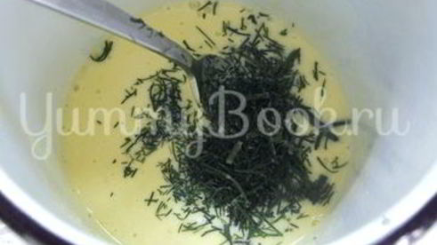 жаренный омлет с капустой