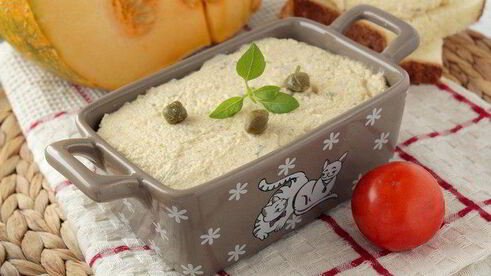 паштет из куриной грудки с тыквой и кедровыми орешками