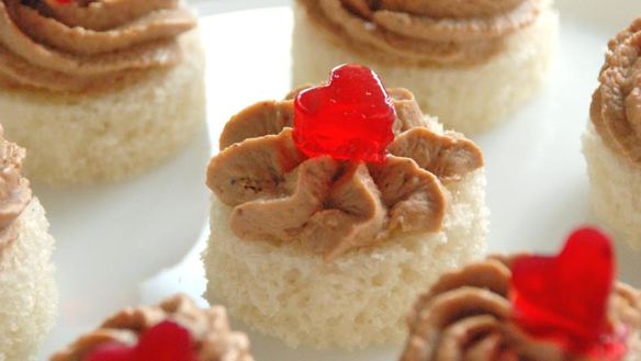 Рецепт Паштета из куриной печени с клюквенным желе