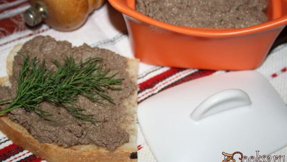 Рецепт Паштета из печени индейки с корнем сельдерея и вином