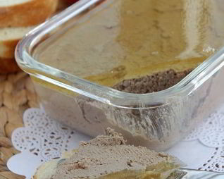 Паштет из свиной печени с яблочным желе