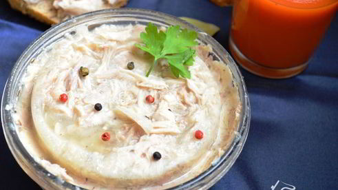 рийет из кролика в белом вине