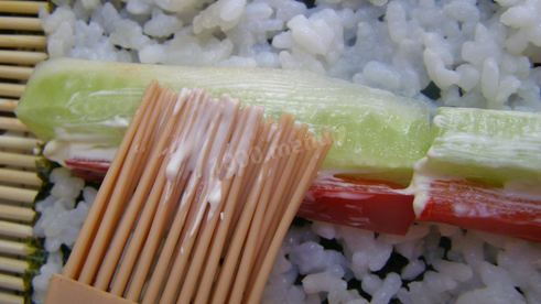 постные роллы с огурцом