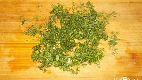 пшеничный ролл с форелью и зеленью