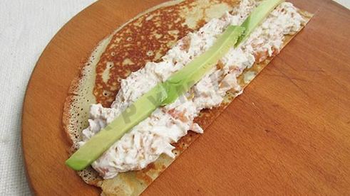 роллы из блинов с начинкой