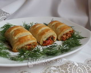 Роллы из теста с тунцом