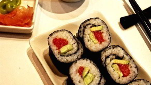 Рецепт Роллов с рыбой и авокадо